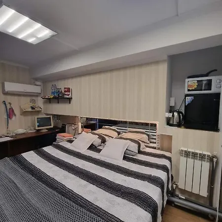 Bulevard Stefan Cel Mare 64-11 Chişinǎu